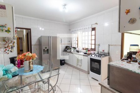 Casa à venda com 145m², 3 quartos e 2 vagasCozinha