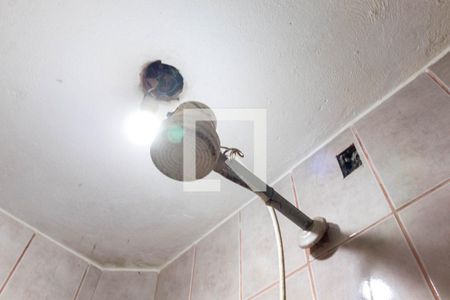 Casa à venda com 145m², 3 quartos e 2 vagasChuveiro