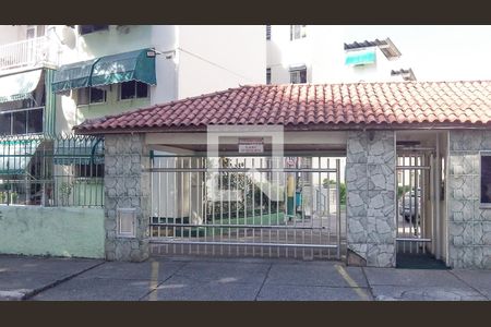 Apartamento para alugar com 45m², 2 quartos e 1 vaga Apartamento para alugar com 45m², 2 quartos e 1 vagaFachada