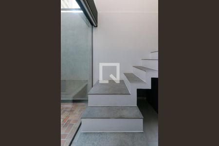 Casa para alugar com 45m², 1 quarto e sem vagaEscada