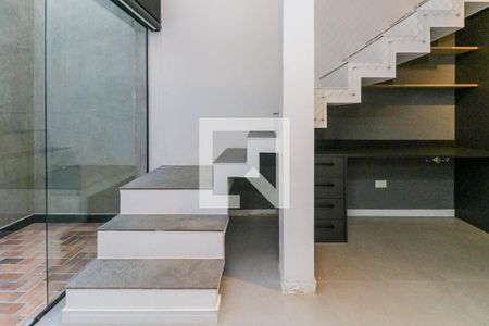 Casa para alugar com 45m², 1 quarto e sem vagaEscada