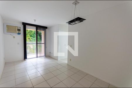 Sala de apartamento à venda com 3 quartos, 76m² em Maceio, Niterói