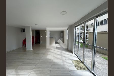 Apartamento para alugar com 70m², 2 quartos e 1 vagaÁrea comum - Salão de festas