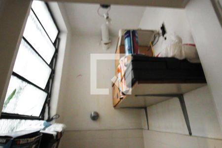Apartamento à venda com 54m², 1 quarto e sem vaga Apartamento à venda com 54m², 1 quarto e sem vagaBanheiro de Serviço