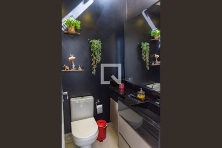 Apartamento à venda com 164m², 3 quartos e 3 vagas Apartamento à venda com 164m², 3 quartos e 3 vagasBanheiro cobertura