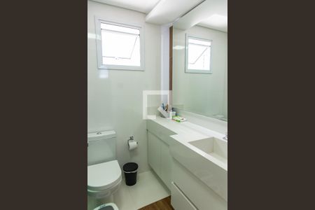 Apartamento à venda com 164m², 3 quartos e 3 vagas Apartamento à venda com 164m², 3 quartos e 3 vagasBanheiro