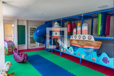 Apartamento à venda com 164m², 3 quartos e 3 vagas Apartamento à venda com 164m², 3 quartos e 3 vagasBrinquedoteca