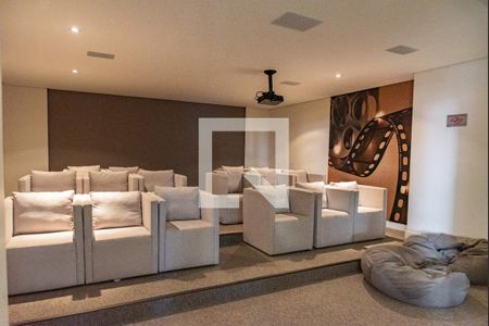 Apartamento à venda com 164m², 3 quartos e 3 vagas Apartamento à venda com 164m², 3 quartos e 3 vagasCinema