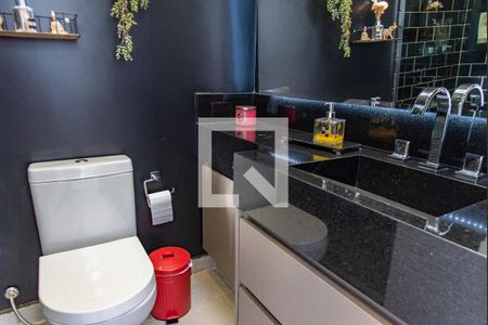 Apartamento à venda com 164m², 3 quartos e 3 vagas Apartamento à venda com 164m², 3 quartos e 3 vagasBanheiro cobertura