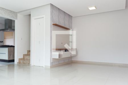 Sala de casa para alugar com 3 quartos, 150m² em Vila Medeiros, São Paulo