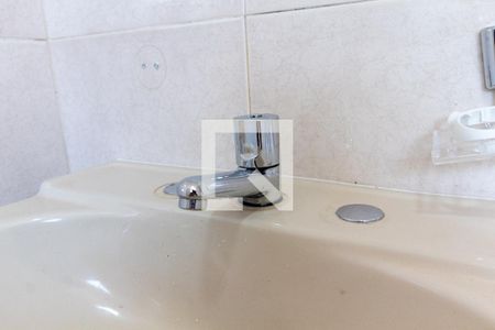 Casa à venda com 250m², 2 quartos e 2 vagasBanheiro - torneira