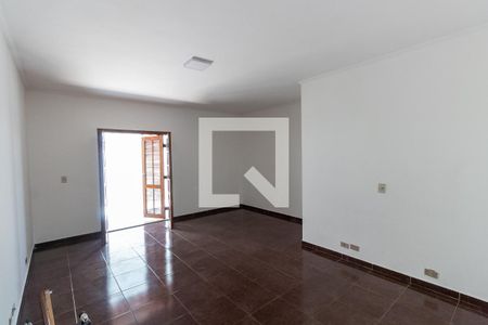 Casa à venda com 250m², 2 quartos e 2 vagasQuarto Suíte 2