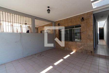 Casa à venda com 250m², 2 quartos e 2 vagasGaragem