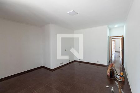 Casa à venda com 250m², 2 quartos e 2 vagasQuarto Suíte 2