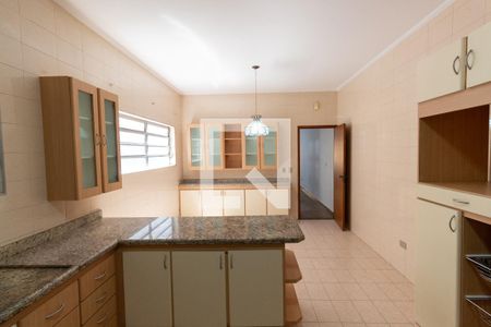 Casa à venda com 250m², 2 quartos e 2 vagasCozinha