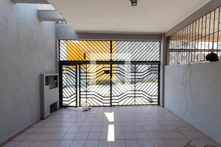 Casa à venda com 250m², 2 quartos e 2 vagasGaragem