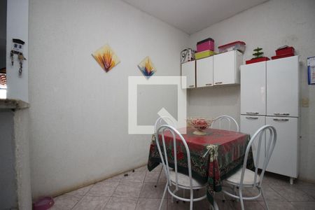 Casa para alugar com 140m², 3 quartos e 2 vagasCozinha