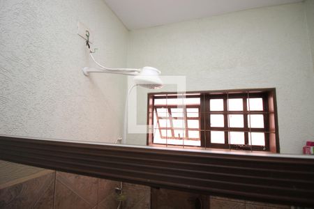 Casa para alugar com 140m², 3 quartos e 2 vagasBanheiro Social