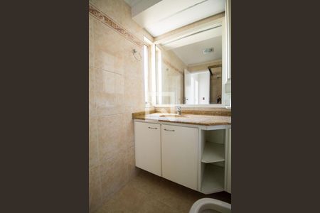 Apartamento para alugar com 61m², 2 quartos e 1 vaga Apartamento para alugar com 61m², 2 quartos e 1 vagaBanheiro