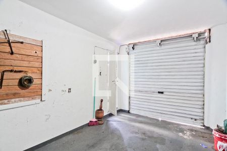 Casa à venda com 175m², 4 quartos e 1 vaga Casa à venda com 175m², 4 quartos e 1 vagaGaragem