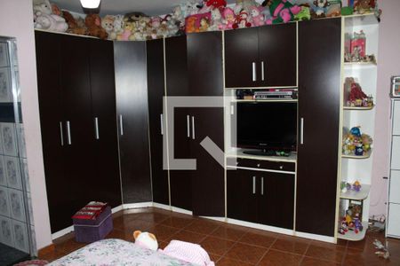 Casa para alugar com 240m², 2 quartos e 2 vagasQuarto Suíte