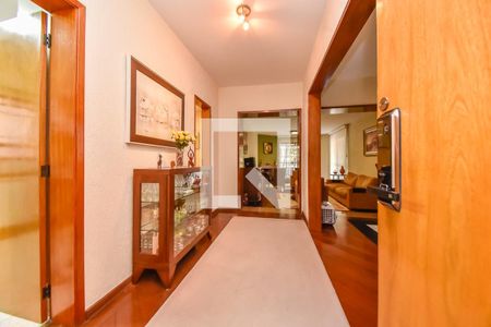 Hall de Entrada de apartamento à venda com 4 quartos, 196m² em Higienópolis, São Paulo