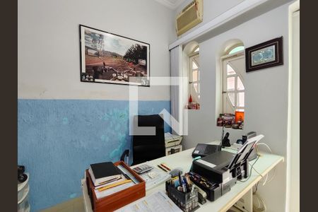 Casa à venda com 210m², 4 quartos e 1 vagaSuíte 3