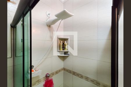 Casa à venda com 210m², 4 quartos e 1 vagaBanheiro Corredor