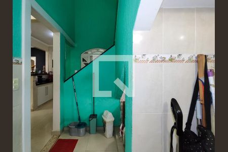 Casa à venda com 210m², 4 quartos e 1 vagaÁrea de Serviço