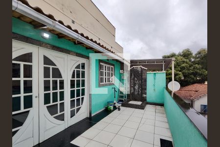 Casa à venda com 210m², 4 quartos e 1 vagaVaranda