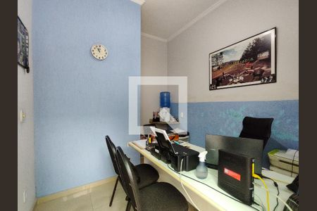 Casa à venda com 210m², 4 quartos e 1 vagaSuíte 3