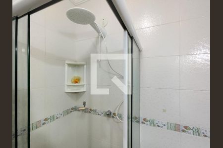 Casa à venda com 210m², 4 quartos e 1 vagaBanheiro da Suíte 2