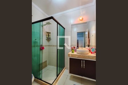 Casa à venda com 210m², 4 quartos e 1 vagaBanheiro Corredor