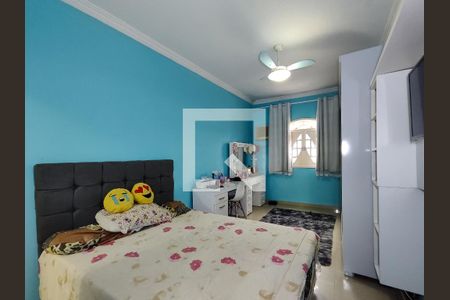 Casa à venda com 210m², 4 quartos e 1 vagaSuíte 2