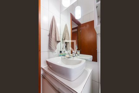 Banheiro de apartamento para alugar com 1 quarto, 34m² em Santa Maria, Osasco