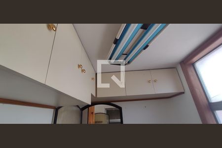 Apartamento à venda com 140m², 2 quartos e 1 vaga Apartamento à venda com 140m², 2 quartos e 1 vagaQuarto de Serviço