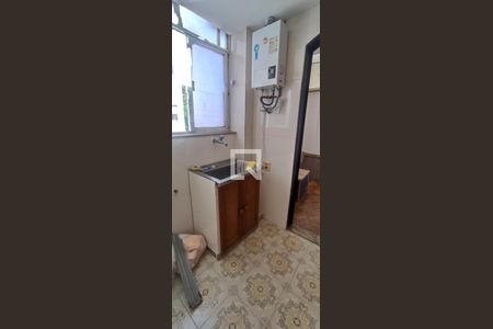 Apartamento à venda com 140m², 2 quartos e 1 vaga Apartamento à venda com 140m², 2 quartos e 1 vagaÁrea de Serviço