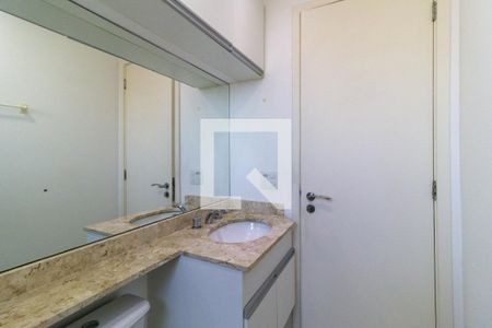 Studio à venda com 28m², 1 quarto e sem vaga Studio à venda com 28m², 1 quarto e sem vagaBanheiro