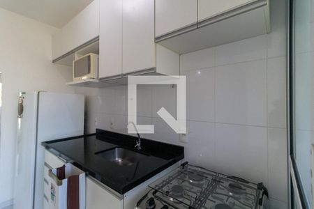 Studio à venda com 28m², 1 quarto e sem vaga Studio à venda com 28m², 1 quarto e sem vagaCozinha
