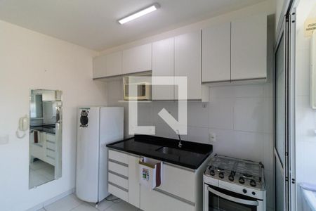 Studio à venda com 28m², 1 quarto e sem vaga Studio à venda com 28m², 1 quarto e sem vagaCozinha