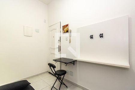 Sala de kitnet/studio para alugar com 1 quarto, 38m² em Copacabana, Rio de Janeiro