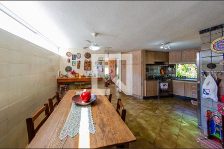 Casa de condomínio à venda com 1400m², 5 quartos e 2 vagas Casa de condomínio à venda com 1400m², 5 quartos e 2 vagasCozinha