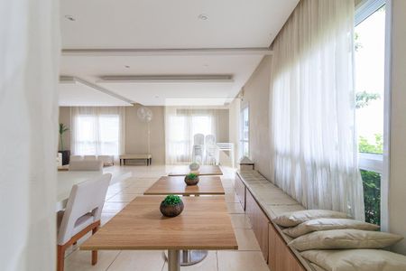 Apartamento à venda com 55m², 2 quartos e 1 vagaSalão de festas