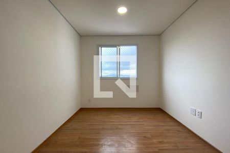 Sala de apartamento para alugar com 2 quartos, 40m² em Paraíso do Morumbi, São Paulo