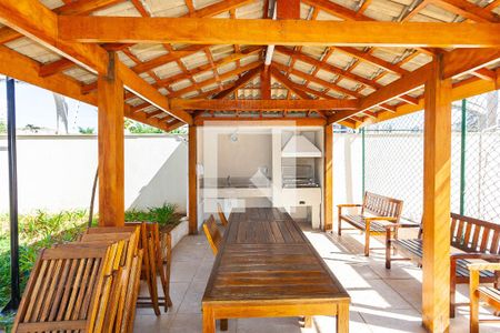 Apartamento para alugar com 54m², 2 quartos e 1 vaga Apartamento para alugar com 54m², 2 quartos e 1 vagaÁrea comum - Churrasqueira