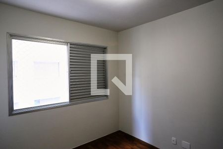Quarto de apartamento à venda com 3 quartos, 100m² em Ipiranga, Belo Horizonte