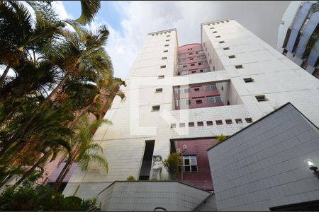 Apartamento à venda com 100m², 3 quartos e 1 vagaFachada