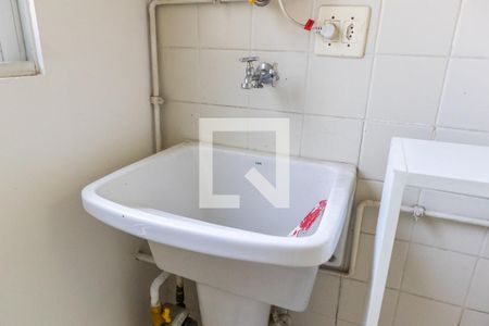 Apartamento à venda com 80m², 3 quartos e 1 vagaÁrea de serviço