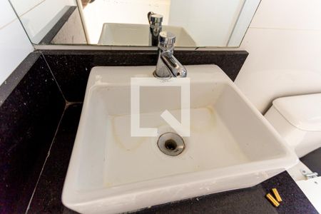 Banheiro de kitnet/studio para alugar com 1 quarto, 30m² em Vila Nova, Novo Hamburgo