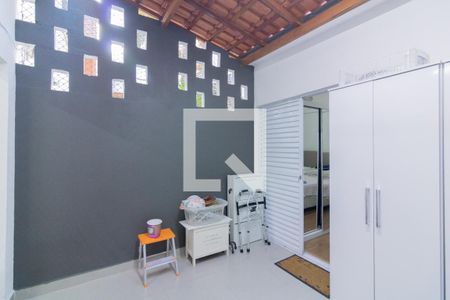 Casa à venda com 110m², 2 quartos e 1 vaga Casa à venda com 110m², 2 quartos e 1 vagaÁrea de Serviço